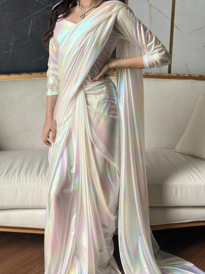 Nooré Iris – The Rainbow Moonlight Sare